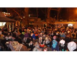 Mevlid Kandili'nde Eyüp Sultan Doldu