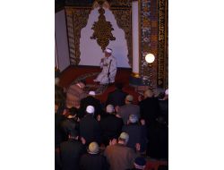 Mevlit Kandili'nde Tarihi Camiler Doldu Taştı