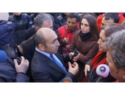 Taşeron Sağlık Çalışanları Bakanlık Önünde Sendika Üyeliği İstedi