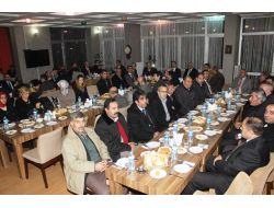 Belediye Memurları Başkan Bulutlar Onuruna Yemek Verdi