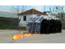 Yalova Emniyeti'nden Personele ‘toplumsal Olaylara Müdahale Eğitimi’