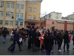 Yarıyıl Tatiline Giren Öğrencilerde Karne Heyecanı