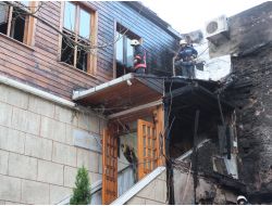 Tarihi Cami Yanmaktan Kurtarıldı