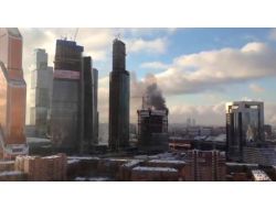MOSCOW CİTY’DE YANGIN; 220 İŞÇİ TAHLİYE EDİLDİ