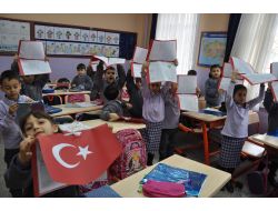 Eskişehir Valisi Koçdemir, Öğrencilerin Karne Sevincini Paylaştı