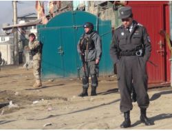 Afganistan'da 50 Asker Taliban'ın Safına Geçti