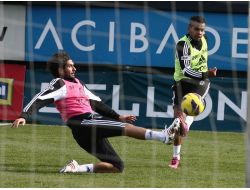 Dentinho, Takımla Birlikte İlk Antrenmanına Çıktı