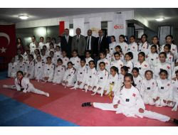 Hataylı Çocuklar Karateyle Kötü Alışkanlıklardan Uzak Tutuluyor