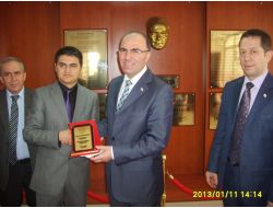 Türk Kızılayı'ndan Zihinsel Engelli Öğrencilere Yardım