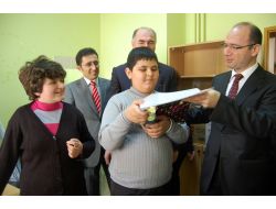 Engelli Öğrencilerin Karne Heyecanı