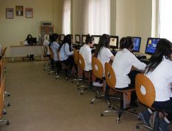 İngilizceyi Bilgisayar Destekli Sistem Sayesinde Eğlenerek Öğreniyorlar