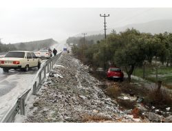 Muğla'da Sağanak Yağmur Günlük Hayatı Olumsuz Etkiliyor