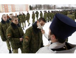 Rusya Genelkurmay Başkanı: Ordumuz Büyük Savaşa Hazır