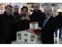 Yabancılar Pazarı Esnafından 'Askıda Ekmek' Projesine Tam Destek