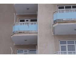 Bayburt Üniversitesi Rektörü Budak Balkondan Düşerek Ağır Yaralandı (2)