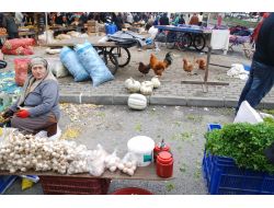 'Pazar Yerleri Kanuna Uygun Değil, Savcılığa Suç Duyurusunda Bulunacağız'