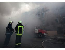 Moskova'da Bodrum Katta Yangın: 10 Ölü