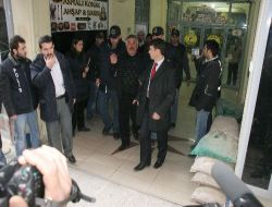 Siirt Belediye Başkanı Selim Sadak Gözaltına Alındı