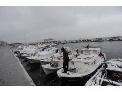 Çanakkale'de Kar Yağışı Etkili Oluyor