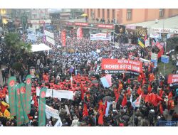 Zonguldak'ta Taşeronlaşmaya Karşı Miting Düzenlendi