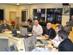 Topbaş Akom’da Çalışmaları Denetledi