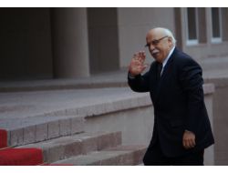 YENİ BAKANLAR BAŞBAKANLIK’TA..