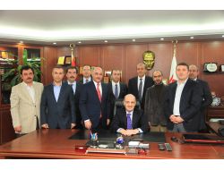 Bakan Bayraktar, Güngören'in Kentsel Dönüşümü Hakkında Bilgi Aldı