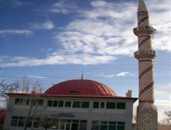 Adilcevaz'da Camiye Osmanlı Devleti Paşalarından Zal Paşa'nın İsmi Verildi