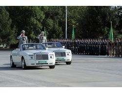 Türkmenistan Savunma Bakanı, Tümgeneral Rütbesine Yükseldi