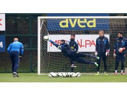 FENERBAHÇE'DE NEŞELİ İDMAN