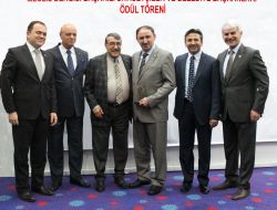 Meclis Dergisi’nden Başkan Kurtulan’a Ödül