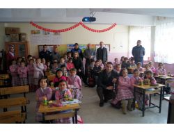 Öğrencilere 'Gençlik Ve Güvenli Gelecek' Anlatıldı