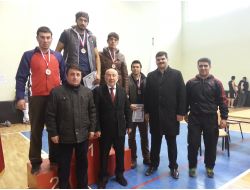 Bitlis Muay Thai’de Bölge Birincisi Oldu