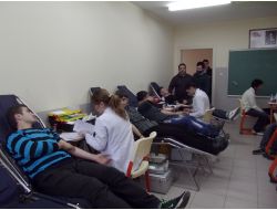 Erbaa Fem Dershanesi Öğrencilerinden Kan Bağışı
