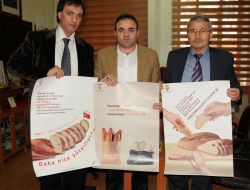 'Bir Yılda İsraf Edilen Ekmekle 500 Okul Yapılabilir'