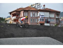 Türkiye’nin İlk Bmx Pisti Test Edildi