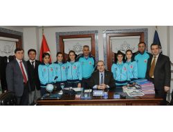 Bursalı Bayan Atletler İspanya Yolcusu