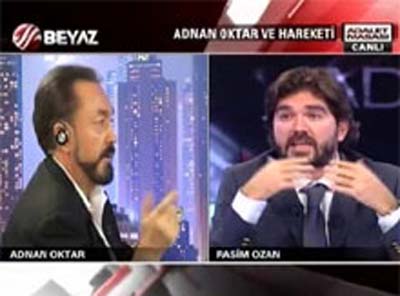 Adnan Oktar'dan videolu cevap
