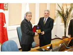 İü Genel Sekreterliği’ne Atanan Küçük, Saü'ye Veda Etti