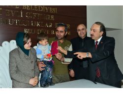 Afganistan Mülteci Çift Erzurum'da Dünya Evine Girdi