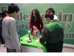 Özel İrem, Bilimin Merkezi'ndeydi