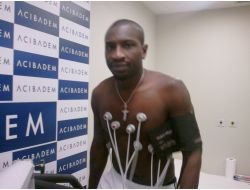 Niang'ın Sağlık Kontrolü Tamamladı