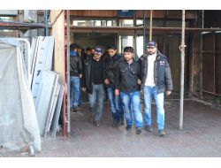 İnsan Ticareti Yapan Çeteden Göçmenlere Ağır İşkence