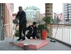 Yarıyıl Tatilinde Okulu Yeniliyorlar