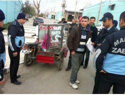 Manisa'da Seyyar Satıcılar Denetlendi