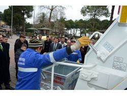 Ünye Belediyesi’ne İki Çöp Kamyonu Tahsis Edildi