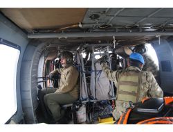 Kar, Helikoptere İzin Vermeyince Hamile Kadına Karadan Ulaşıldı