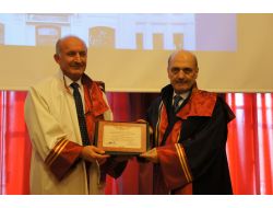 Çevre Ve Şehircilik Bakanı Bayraktar'a Fahri Doktora