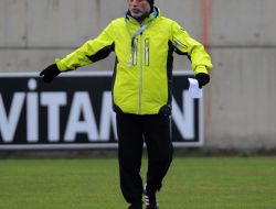 Hikmet Karaman: Bursaspor’lu Hiçbir İdareciden Bana Bir Teklif Gelmedi