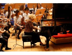 Çocuk Senfoni Orkestrası Ankaralılarla Buluştu